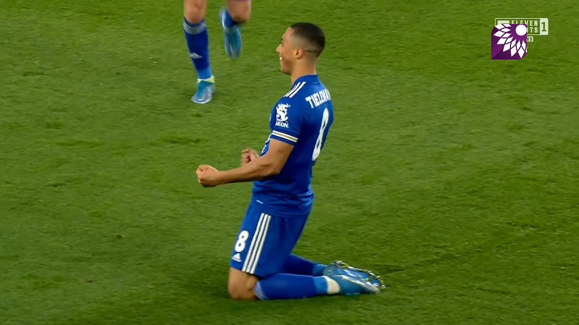 شاهد الهدف الثاني ( 2-1 ) لصالح ليستر سيتي في شباك مانشستر يونايتد