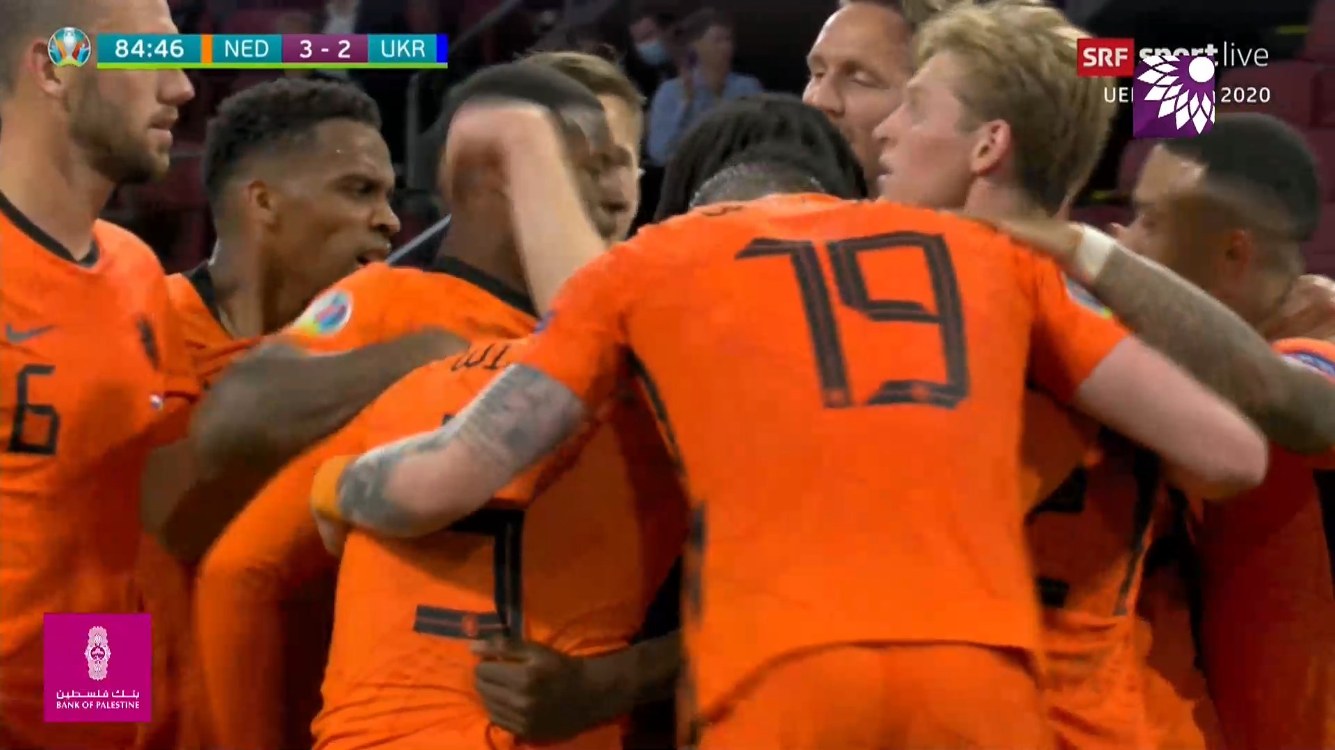 شاهد الهدف الثالث ( 3-2 ) لصالح هولندا في شباك اوكرانيا