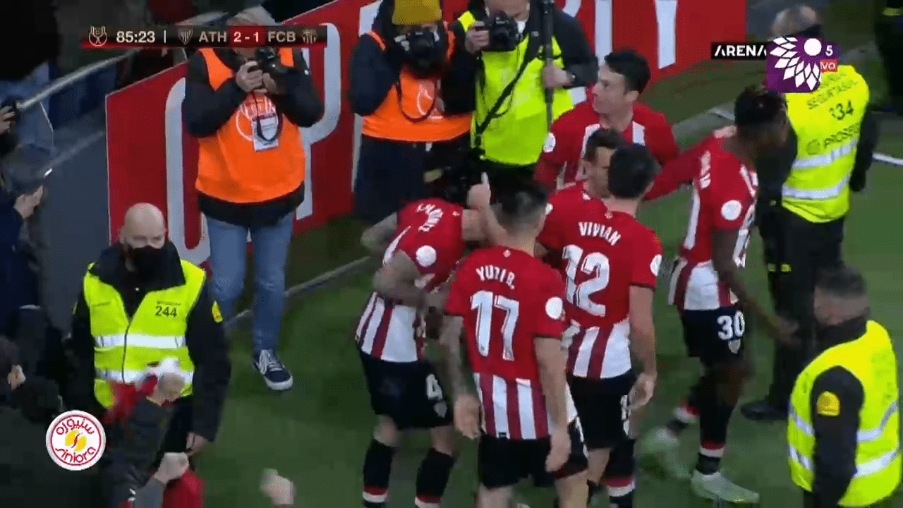 شاهد الهدف الثاني (2-1) لصالح اتلتيك بلباو في شباك برشلونة