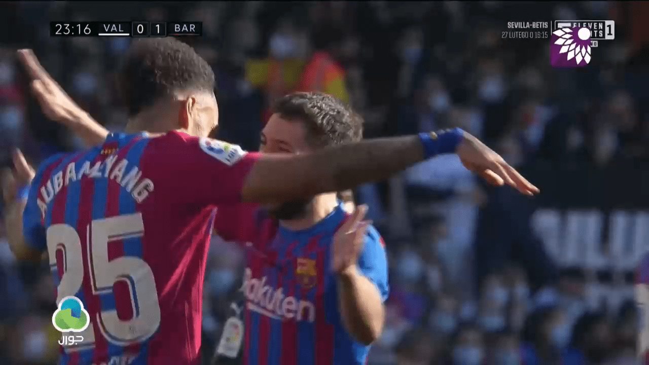 شاهد الهدف الاول (1-0) لصالح برشلونة في شباك فالنسيا