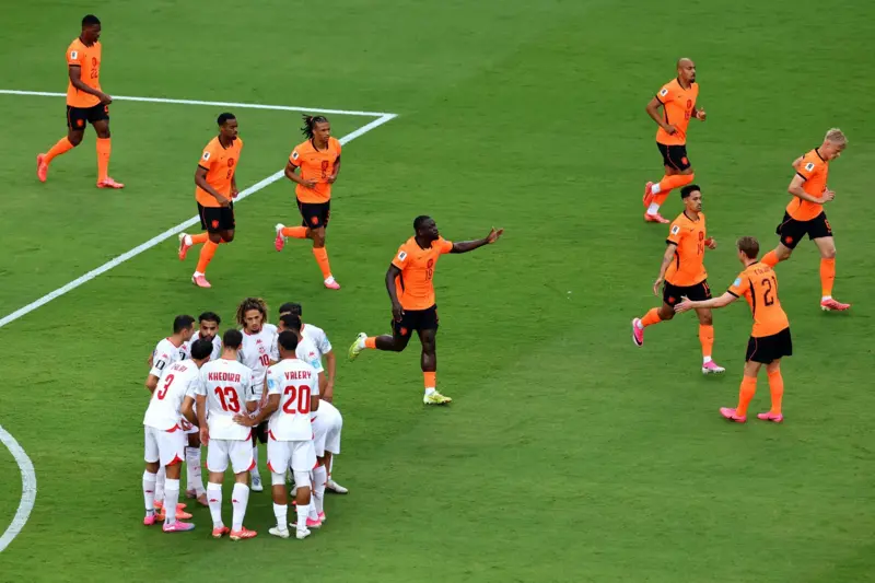 بعد فوزها على تونس 3-1: ضمنت هولندا المركز الأول في المجموعة السادسة