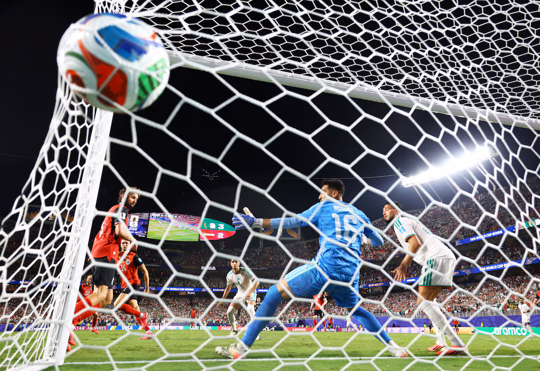 تأهل الجزائر والنمسا بعد التعادل 3-3