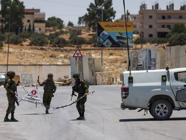 الجيش الإسرائيلي: إطلاق النار على فلسطيني عند حاجز بيت لحم