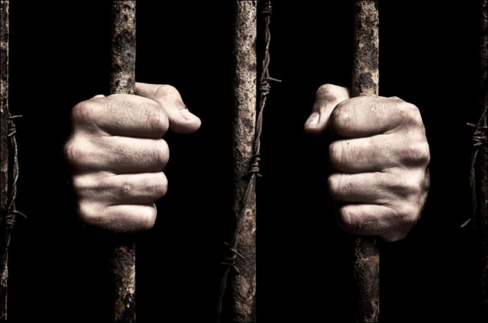 هيئة الأسرى: ألف يوم على عزل المعتقلين في سجون الاحتلال ومنع الصليب الأحمر من زيارتهم