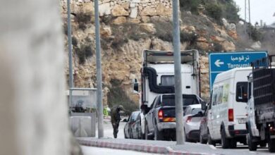 942 حاجزا وبوابة عسكرية للاحتلال في الضفة وسط توسع منظومة الإغلاق