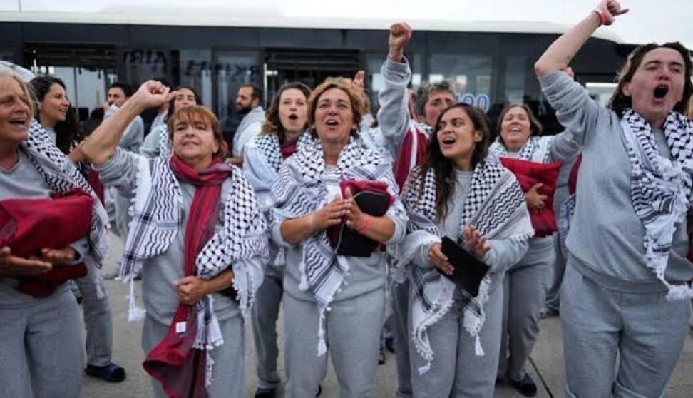إيطاليا تدرج كاتس ومسؤولين إسرائيليين كبارا بتحقيق بشأن تعذيب نشطاء أسطول غزة